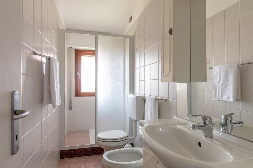 Villa Mariarosa Apartments Тиньяле Экстерьер фото