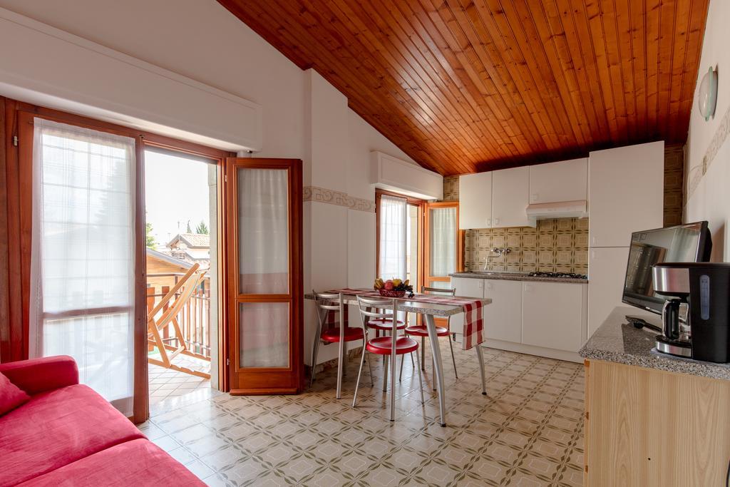 Villa Mariarosa Apartments Тиньяле Экстерьер фото